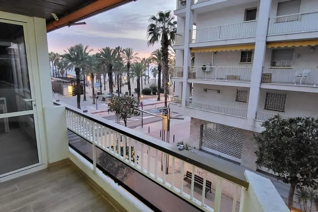 Apartamento Primera Linea De Mar - Cerca De Portaventura 萨洛